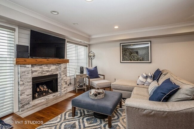Photo - 546 E Windgate Ct