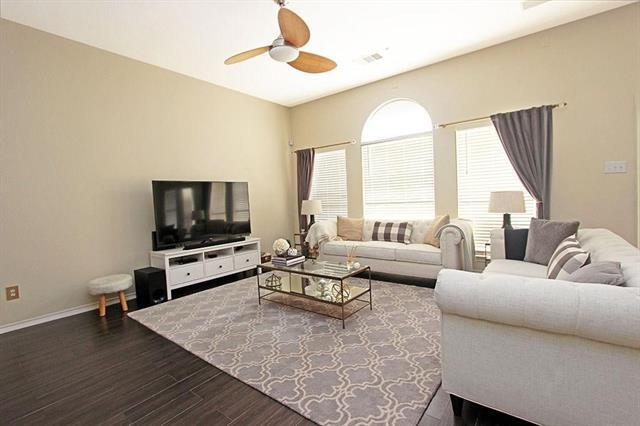 Photo - 1861 Carson Ln