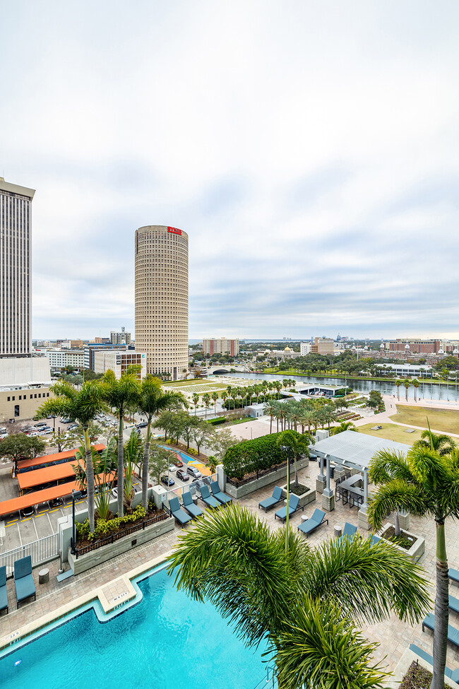 Photo - 777 N Ashley Dr