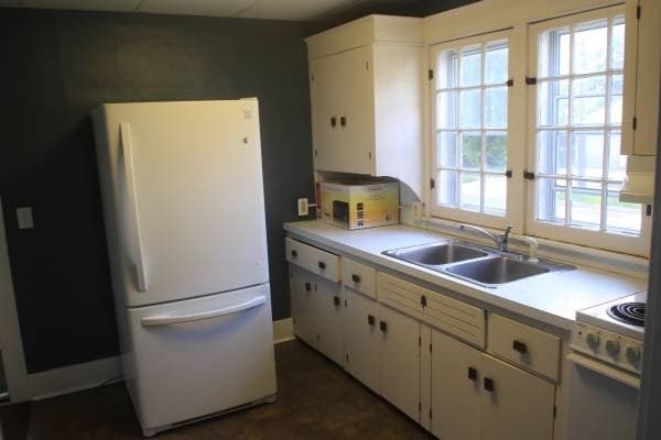 Photo - 300 N Hayford Ave