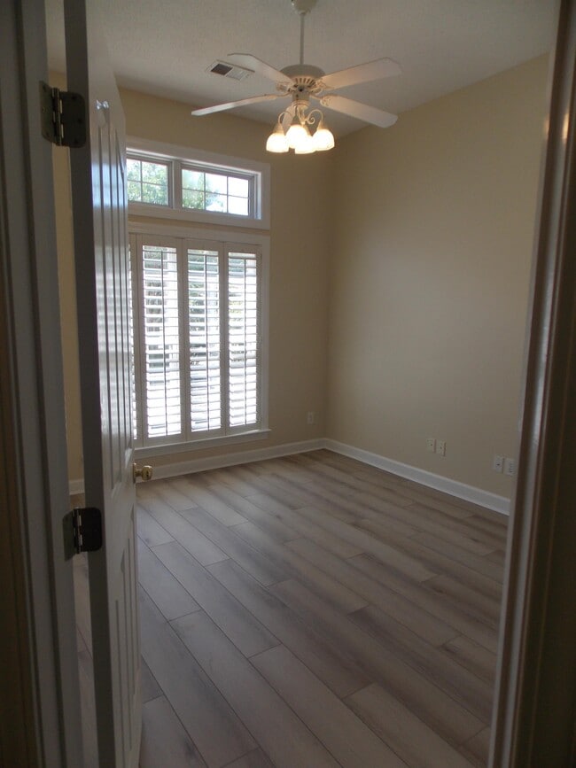 Photo - 1179 N Blackmoor Dr