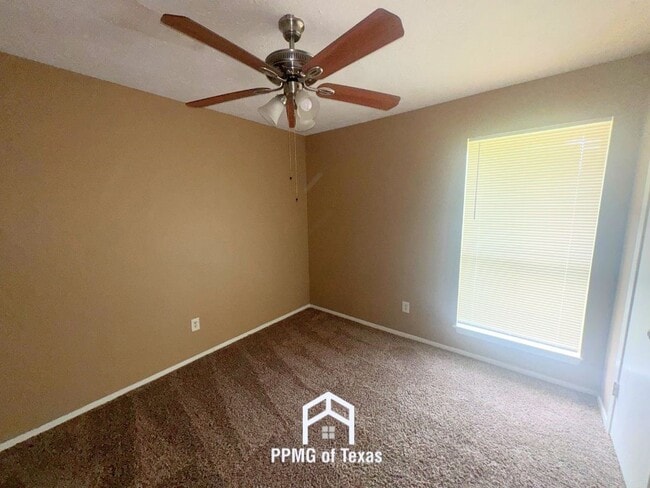 Photo - 8607 Hickory Branch Ln