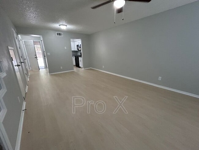 Photo - 1379 E Sequoyah Ct