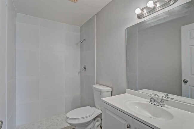 Photo - 9186 Roan Ln