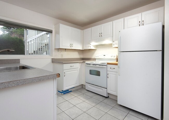 Photo - Unique 1-bedroom in fabulous location