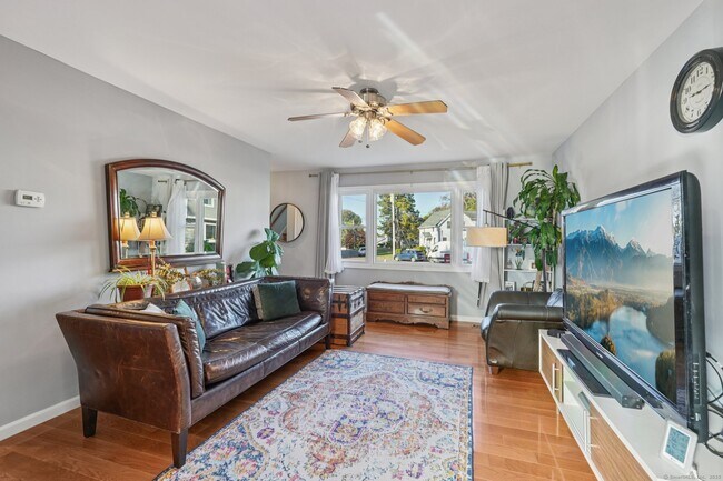 Photo - 17 Locust St