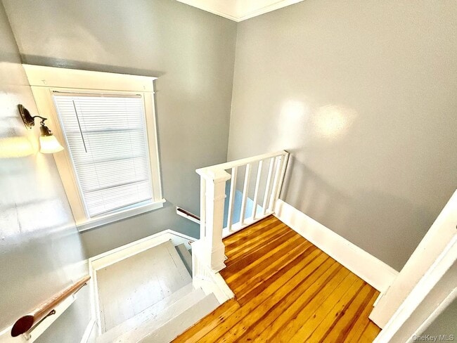 30 Manitou Ave Unit 2