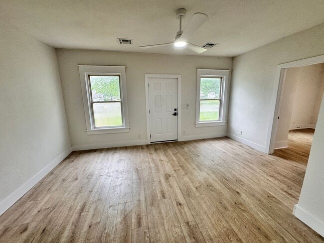 Photo - Freshly remodeled duplex available for rent!