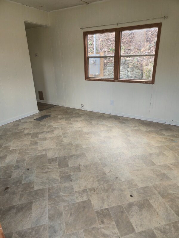 Photo - 1075 Sweeten Creek Rd