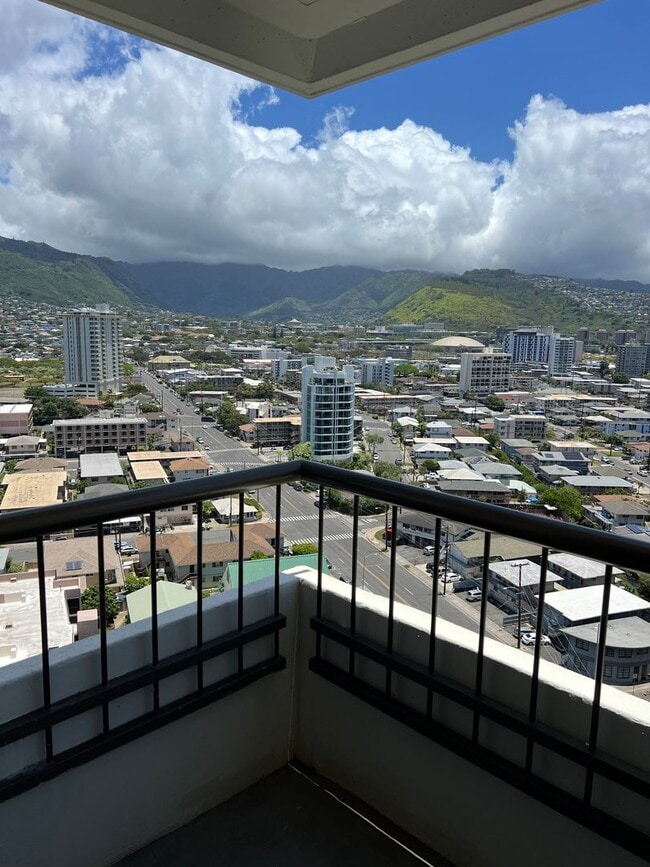 Building Photo - One Bedroom at the Marco Polo Unit 1804