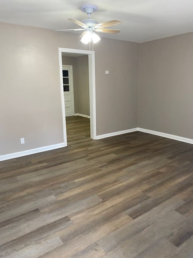 Photo - Rigdon Rd **Dale Unit 1056 Rigdon Rd.