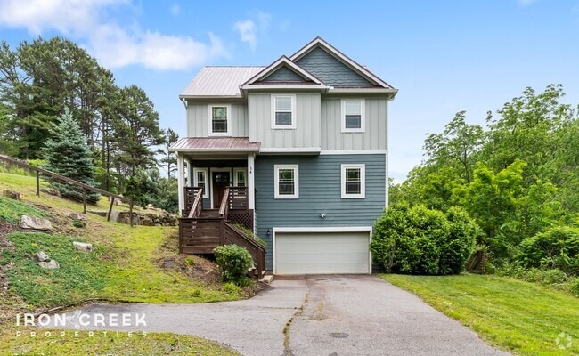Building Photo - Beautiful Contemporary Home North of Downt...