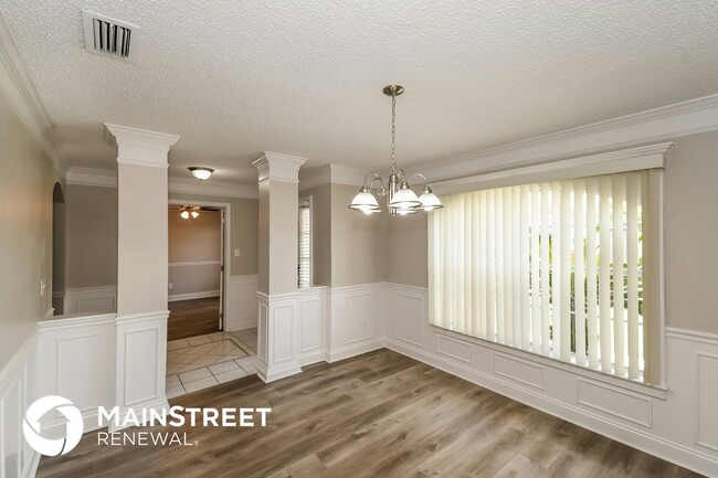 Photo - 576 Thornberry Rd