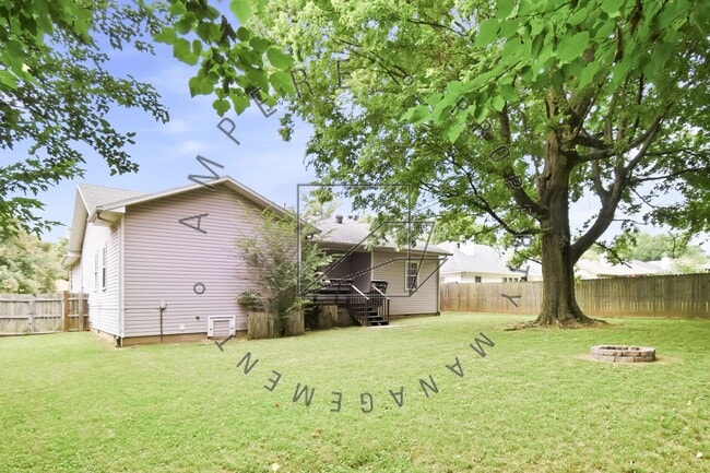 Photo - 2559 W Arthur Hart St