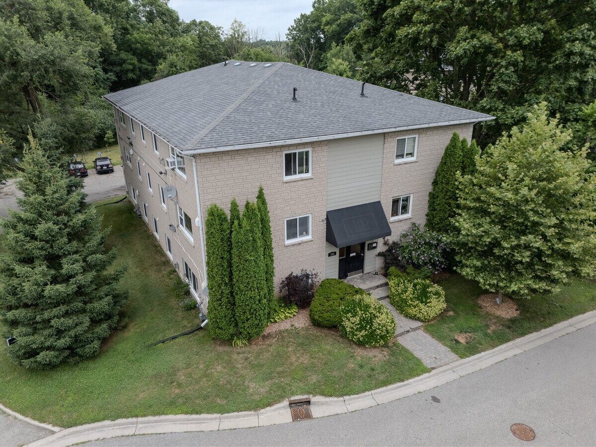 100 Veronica Ave - 100 Veronica Ave