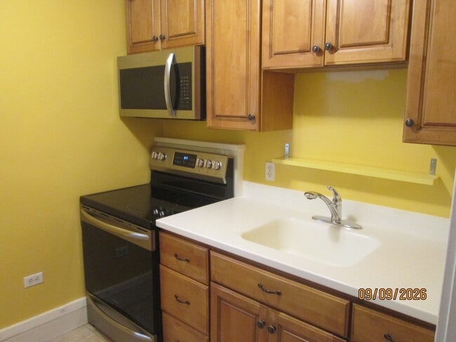 298 Main St Unit 12
