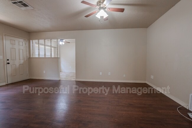 Photo - 202 Stanton Dr