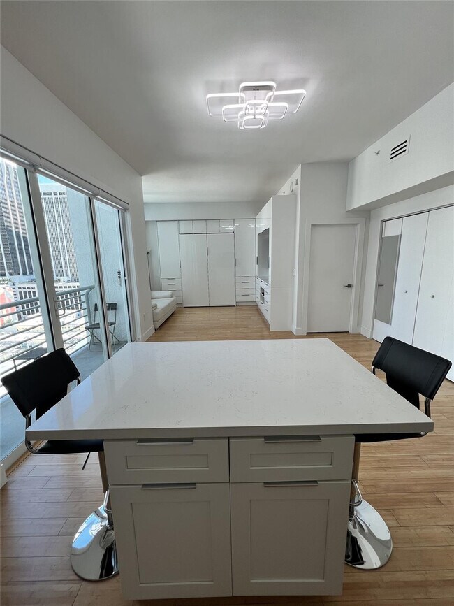 Photo - 133 NE 2nd Ave Unit 1610