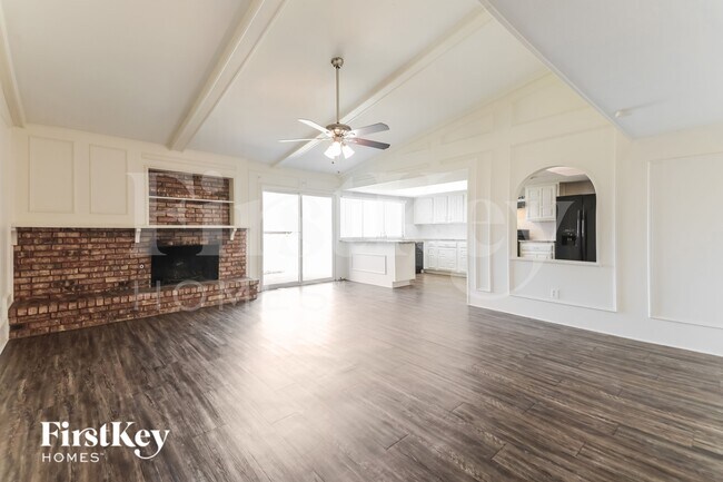 Photo - 3729 Dumas Trail