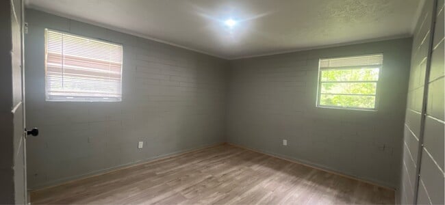 Photo - 1308 E Roosevelt Ave