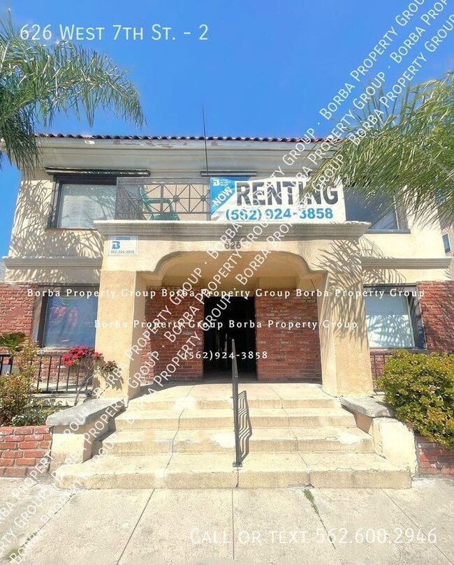 Photo - 626 W 7th St Apartment Unit 2