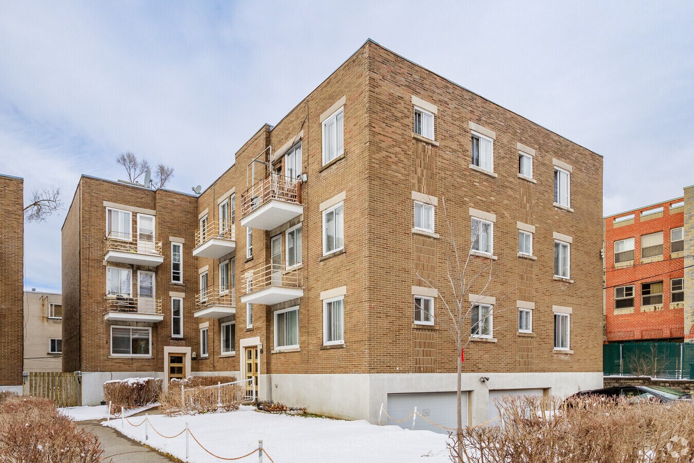 Photo - 4723 St Fulton