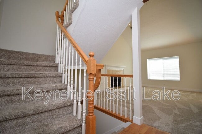 Photo - 6888 Hillside Village Cir