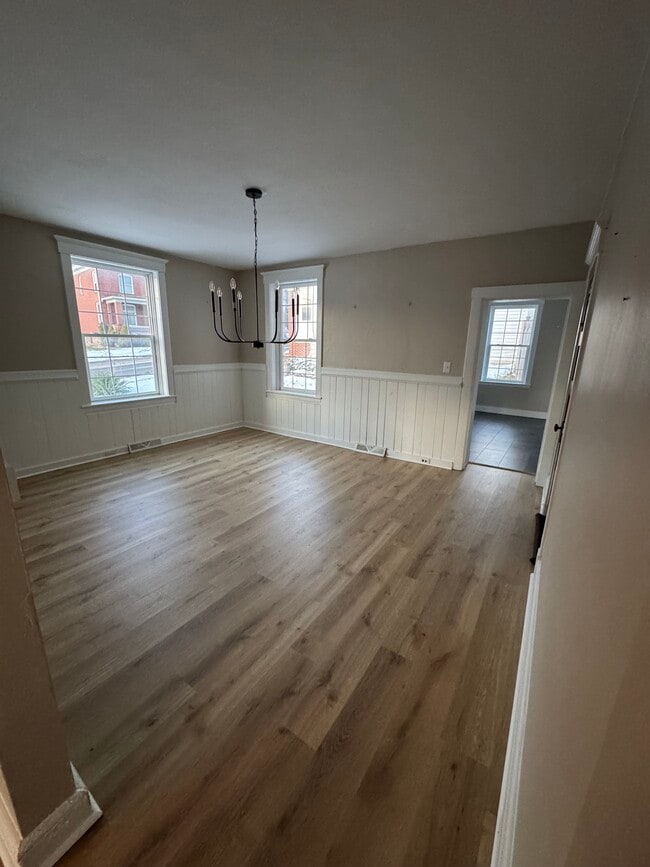 Photo - 660 W Newton St Unit 201