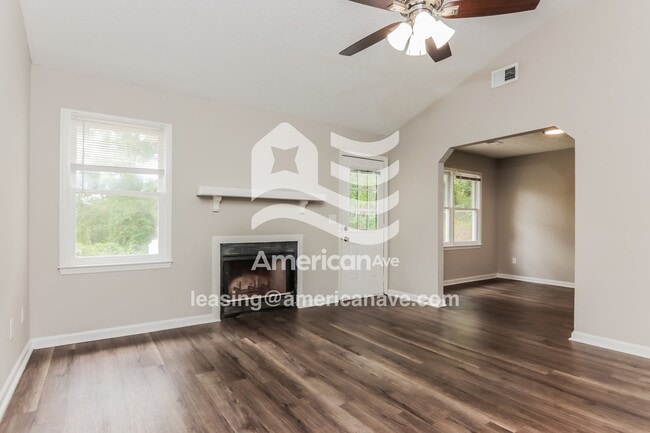 Photo - 713 9th Ave S