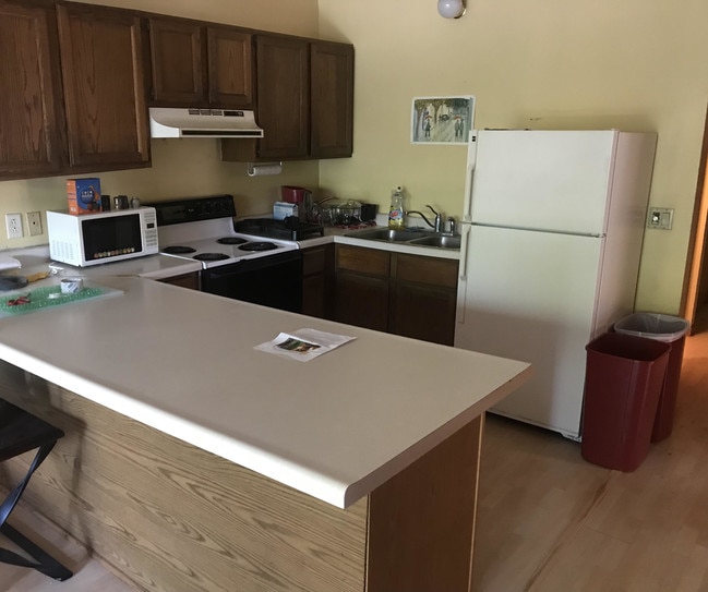 Kitchen View - 546 W Doty St Unit #1