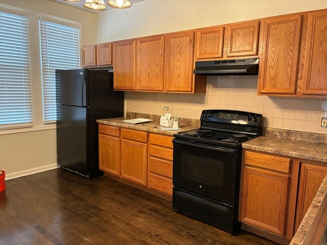 Photo - 1235 S Kolin Ave Unidad 2