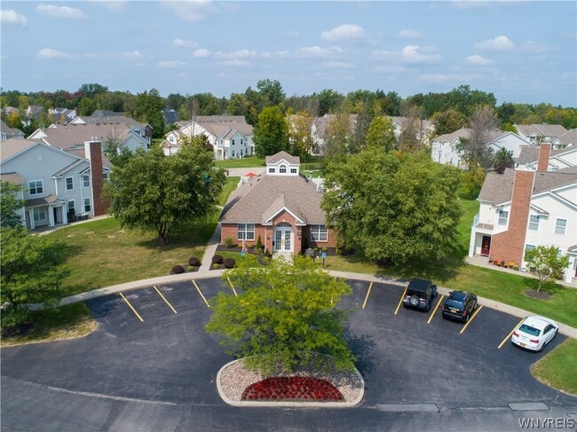 Photo - 10 Arielle Ct