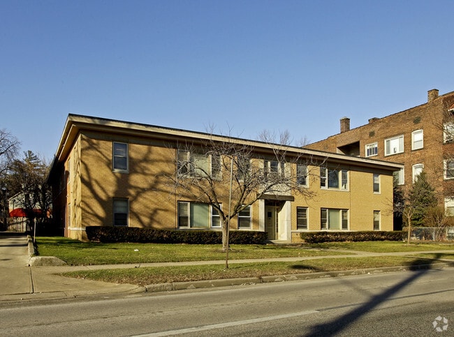 Primary Photo - 2545 Kenilworth Rd