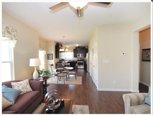 Photo - 219 Pecan Bluffs Dr