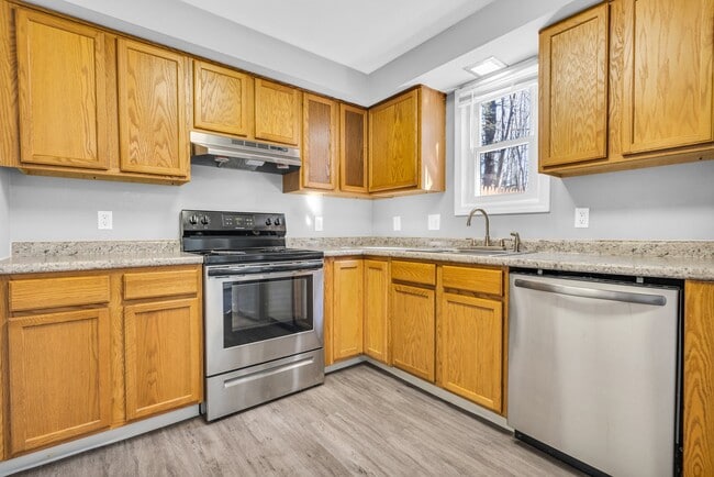 Foxcroft Apartments, LLC