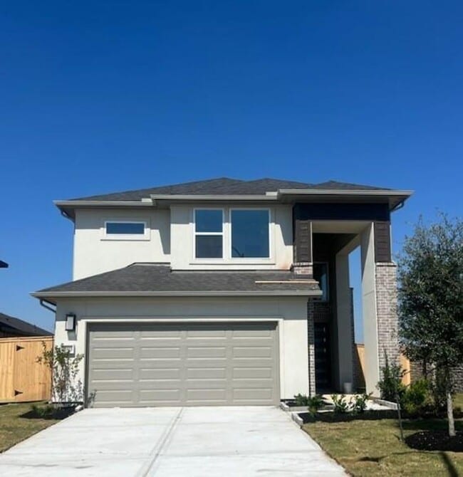 Building Photo - 22103 Strathfield Cir