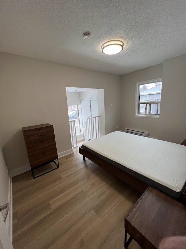 Photo - 1 bdrm plus a den! Unit 107