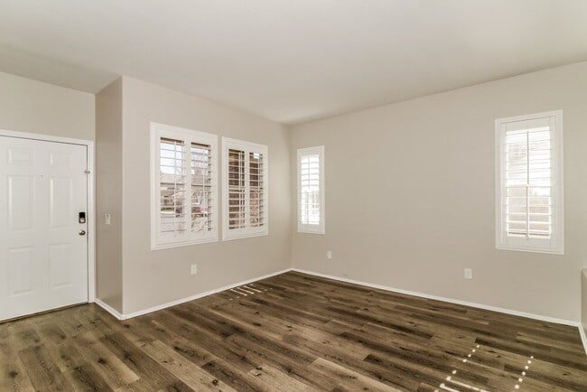 Photo - 2042 S 87th St