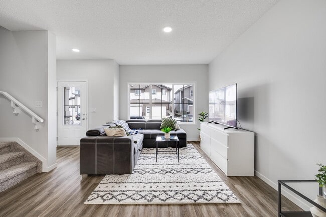 Photo - 1227-1216 16 Ave NW