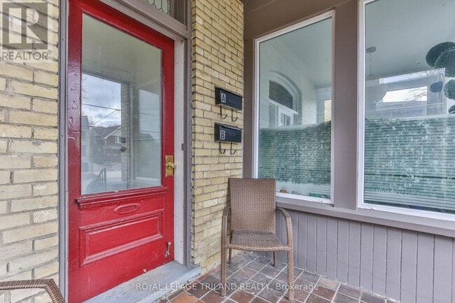 Photo - 918 William St Unit #Upper