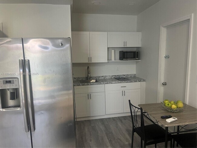 Photo - 20766 SW 85th Pl Unidad Back