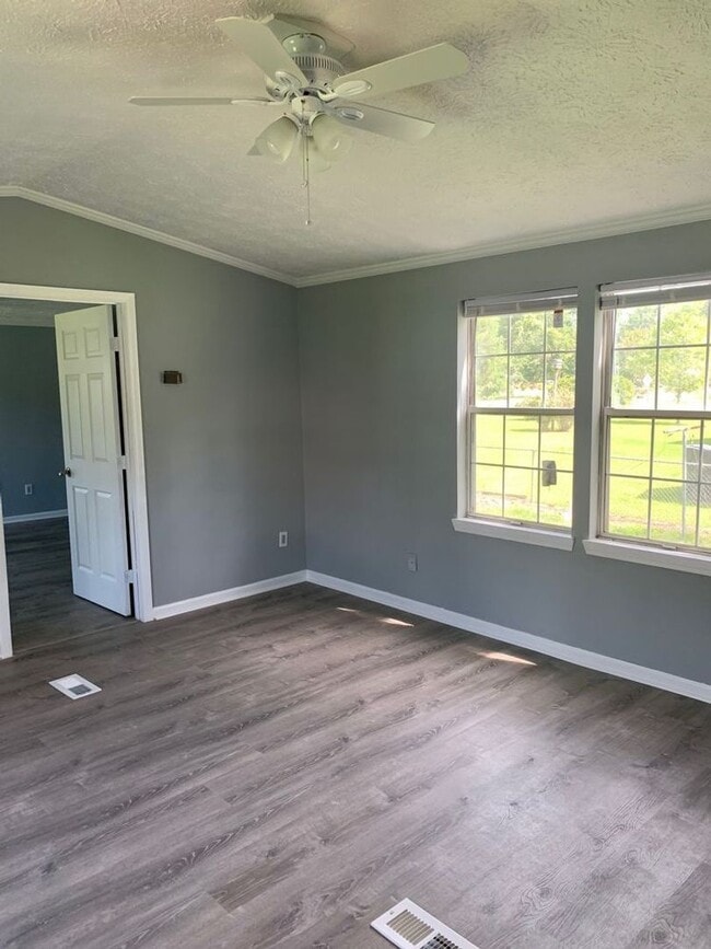 Photo - COVE ROAD - Single Wide Mobile Home for Rent