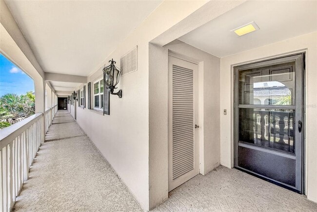 Photo - 147 Bluff View Dr Unit 304