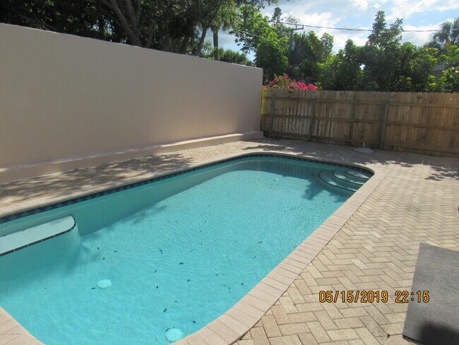 Photo - 156 Wilson Ave