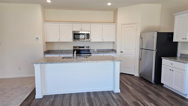 Photo - 2102 Prairie Ln