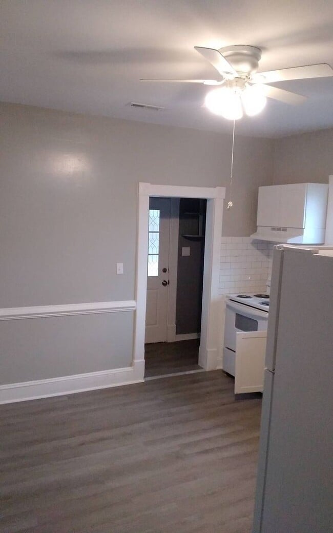 136 W Westover Ave