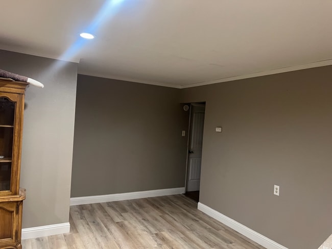 Building Photo - 4455 Glidden Way