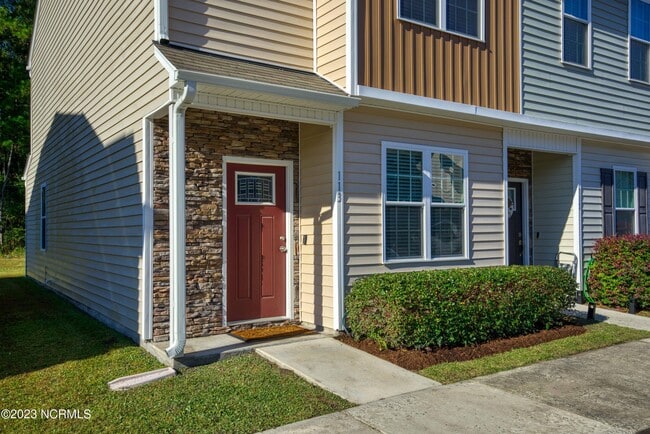 Photo - 113 Beacon Woods Dr