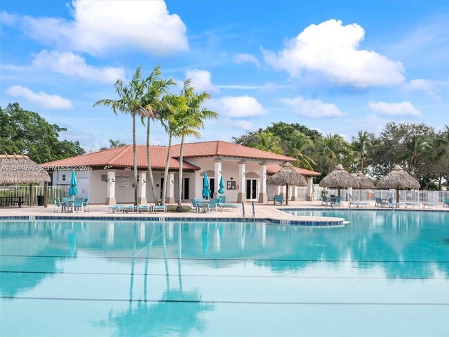 Photo - 4279 Greenbriar Ln