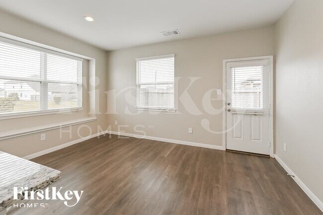 Photo - 24703 Lorenzo Glaze Trail